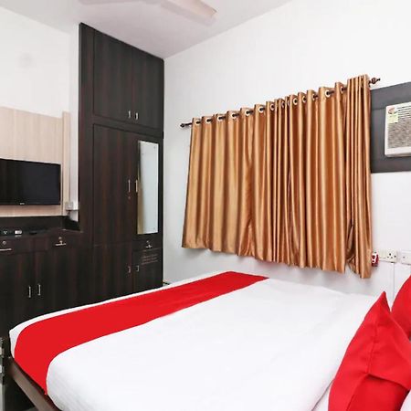 Goroomgo Hotel Manurama Ruby Calcutta Extérieur photo
