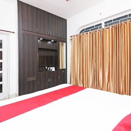 Goroomgo Hotel Manurama Ruby Calcutta Extérieur photo